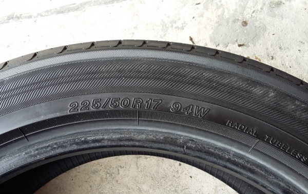 ยาง,225-50-17 YOKOHAMA"db V551 JP.หนึ่งคู่ 2,500