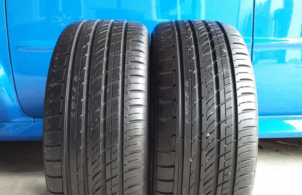 ยาง,235-45-17 RADIAL F 107 สภาพเต็มไม่ปะปี11 หนึ่งคู่ 2,200
