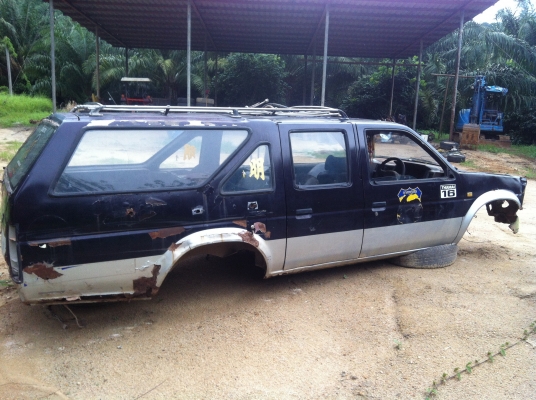 ขายยกกระดอง นิสสัน big-m แวน ตามรูป