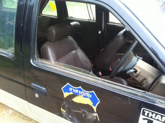 ขายยกกระดอง นิสสัน big-m แวน ตามรูป