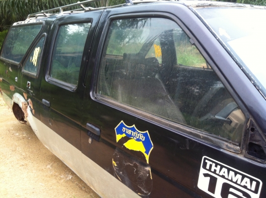 ขายยกกระดอง นิสสัน big-m แวน ตามรูป