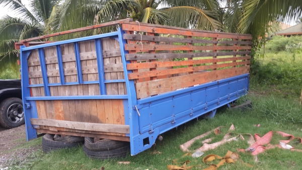 ขายกะบะ ถอดจาก NPR 130 ยาว 4.3 เมตร