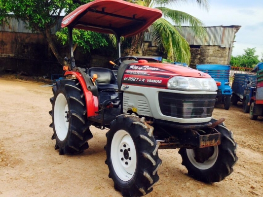 ยันร์ม่า EF352T LX 4 WD  2  เพลา พร้อมตัดหญ้า 1.10 เมตรใหม่ทำงาน 931 ชั่วโมง