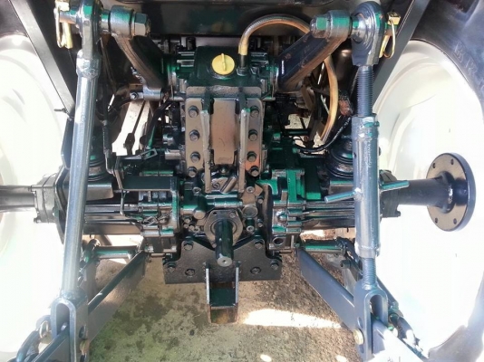 ยันร์ม่า EF352T LX 4 WD  2  เพลา พร้อมตัดหญ้า 1.10 เมตรใหม่ทำงาน 931 ชั่วโมง