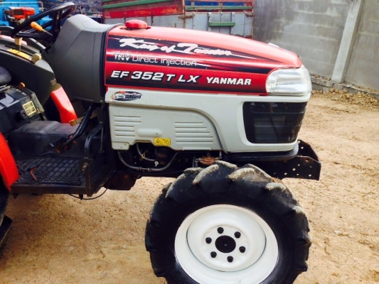 ยันร์ม่า EF352T LX 4 WD  2  เพลา พร้อมตัดหญ้า 1.10 เมตรใหม่ทำงาน 931 ชั่วโมง