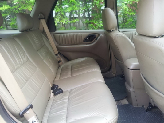 ขายด่วน ESCAPE 2.0 สีน้ำตาล ปี2004 เกียร์ AT 4 วีล ประหยัด แก็สหัวฉีด สถาพ ขายด่วน ESCAPE 2.0 สีน้ำตาล ปี2004 เกียร์ AT 4 วีล ประหยัด แก็สหัวฉีด สถาพ