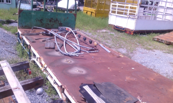 กระบะ 10 ล้อ พื้นเรียบ ยาว 5.50 เมตร