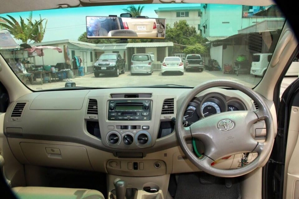 Toyota vigo 4wd 2.7 เบนซิน Auto