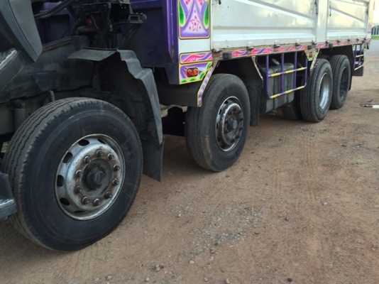 แสงฟ้าเต้นรถ///ขาย2เพลา12ล้อ Hinoซีรี่700 ปี54 เครื่อง E13TCM ยางใหม่12เส้น แสงฟ้าเต้นรถ///ขาย2เพลา12ล้อ Hinoซีรี่700 ปี54 เครื่อง E13TCM ยางใหม่12เส้น