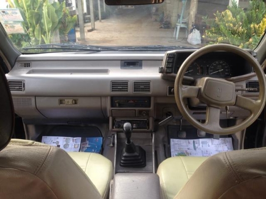 Isuzu TFR 2535 Isuzu TFR 2535