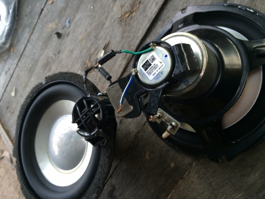 ลำโพงกลาง ยี่ห้อ Mark Levinson