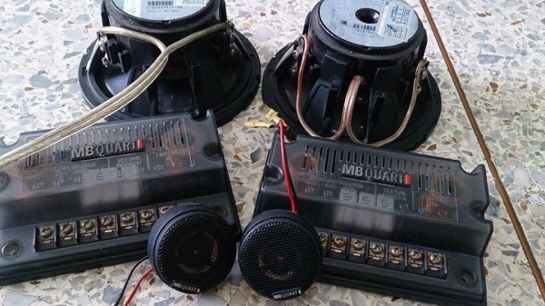 ลำโพงกลาง 5.5" ลำโพงกลาง 5.5"