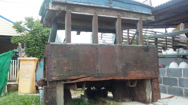หัวปลาเก๋าไดน่า.25000 ใกล้ตลาดประตูน้ำพระอินทร์.เลียบคลองระพีพัฒน์.ซอยพระยอม24.เข้าซอย200เมตร