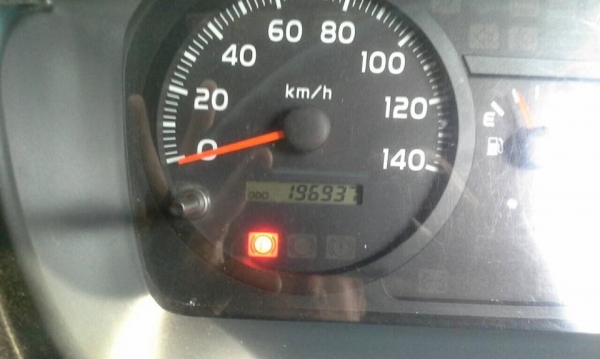 ขาย6ล้อตู้แห้ง10บาน ยาว 7.50 เมตร HINO FG8J / 212แรงม้า /ปี55 ขาย6ล้อตู้แห้ง10บาน ยาว 7.50 เมตร HINO FG8J / 212แรงม้า /ปี55