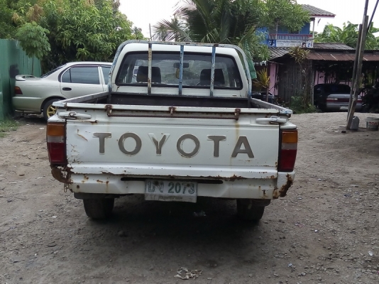 ขาย ฮีโร่ แค๊ป ปี90 เครื่อง2L ราคา36000฿ ขาย ฮีโร่ แค๊ป ปี90 เครื่อง2L ราคา36000฿