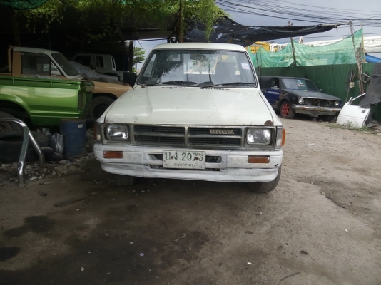 ขาย ฮีโร่ แค๊ป ปี90 เครื่อง2L ราคา36000฿ ขาย ฮีโร่ แค๊ป ปี90 เครื่อง2L ราคา36000฿