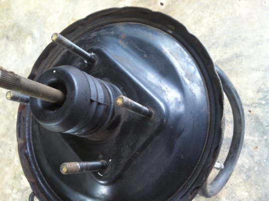 หม้อล้มเบรค นิสสัน big-m 2ชั้น หนึบๆ