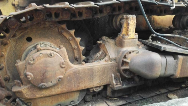 แทรคเตอร์มือสอง/ Catterpillar D7G/ ตีนไก่มีเก๋ง/ ตามภาพ