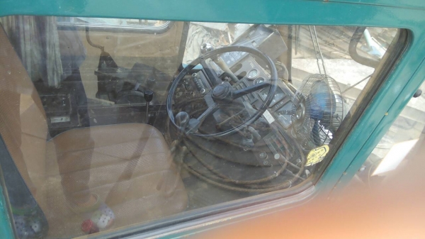 ขายรถเครน25ตัน4ล้อTADANO M4 เอกสารเล่มทะเบียน ไฟฟ้าคอมใช้งานได้ครับ