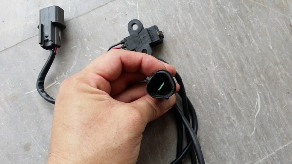 rpm sensor ตัวจับรอบเครื่อง mitsubishi มิตซูบิชิ rpm sensor ตัวจับรอบเครื่อง mitsubishi มิตซูบิชิ