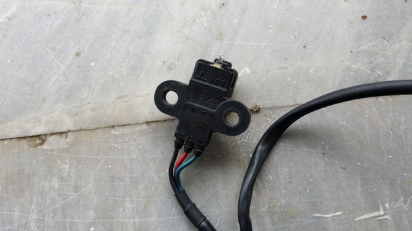 rpm sensor ตัวจับรอบเครื่อง mitsubishi มิตซูบิชิ rpm sensor ตัวจับรอบเครื่อง mitsubishi มิตซูบิชิ