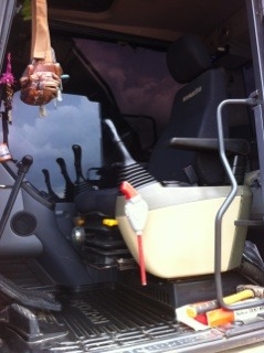 แม็กโฮลมือสอง, Komatsu PC200-8 ทำงาน 1x,xxx ชม.