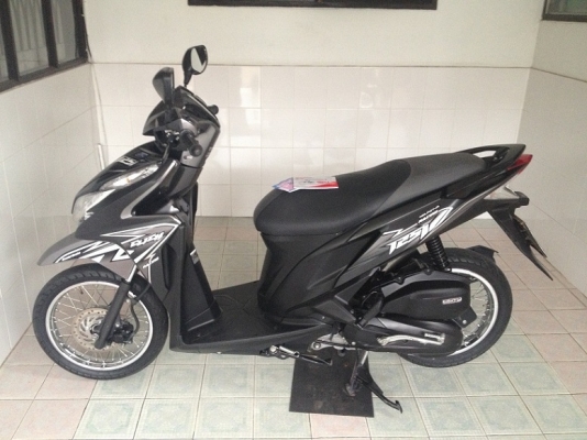 Click125i ตัวรองTop รุ่นRacing สีดำด้าน ปี56 (ของแถม 4 รายการ)