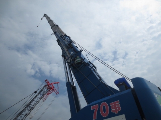 ขายรถเครน KATO KR70H ขายรถเครน KATO KR70H