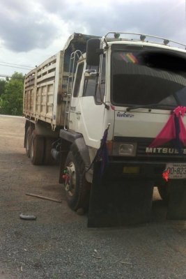 ขาย MITSUBISHI หลงเทอโบ 220  สองเพลาดั๊ม กระบะเหล็ก