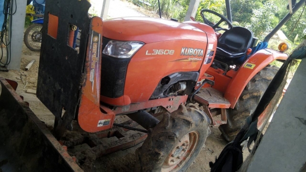 KUBOTA L3608 ใบดัน หาง5 ชั่วโมง1,100