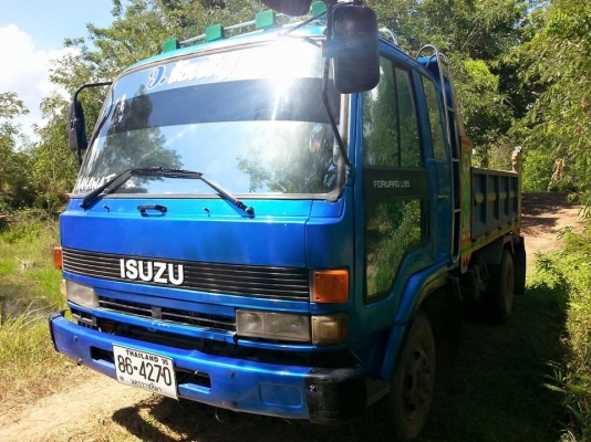 ขายดั้ม5คิว ร็อกกี้195แรง เครื่องดี แคชซีสวย พ.เพาเวอร์ เบรกทิฟฟี่ ภายในสวย แอร์เย็น สภาพพร้อมใช้งาน เอกสารพร้อมโอน สนใจโทร 090-8588220คุณนะ 093-3258446คุณบิว ID:narong498 หรือเข้าดูสินค้าอื่นๆได้ที่ www.truck.in.th/498 หรือเพจFacebook ณรงค์ ซื้อขายรถมือส