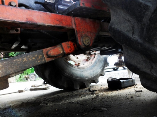 ขายด่วนรถไถ Kubota M8030 พร้อมใช้งาน ขายด่วนรถไถ Kubota M8030 พร้อมใช้งาน