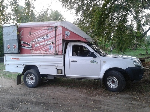 ขายรถ tata ไจแอ่นอายุ 4ปี 100,000