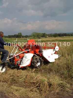 ขายรถเกี่ยวข้าวขนาดเล็ก ราคาถูก 089-5512032 ขายรถเกี่ยวข้าวขนาดเล็ก ราคาถูก 089-5512032