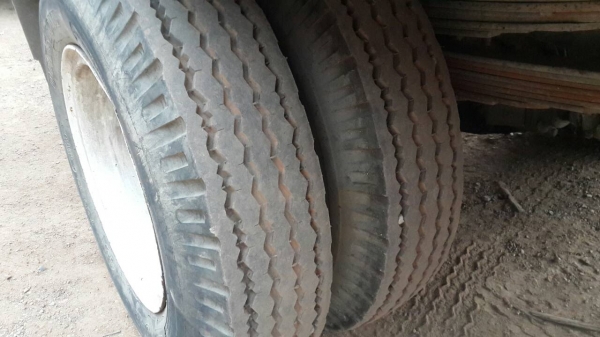 ขายด่วน6ล้อเครื่อง4BA1 กระบะยาว 4.30ม. ขายด่วน6ล้อเครื่อง4BA1 กระบะยาว 4.30ม.