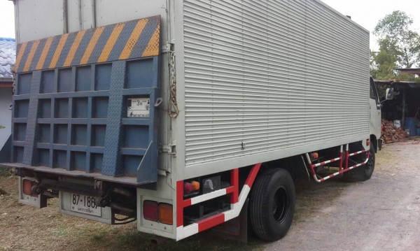 ขายFC2W เครื่อง 165แรง. ยาว5.50เมตร  ราคา 320000บาท