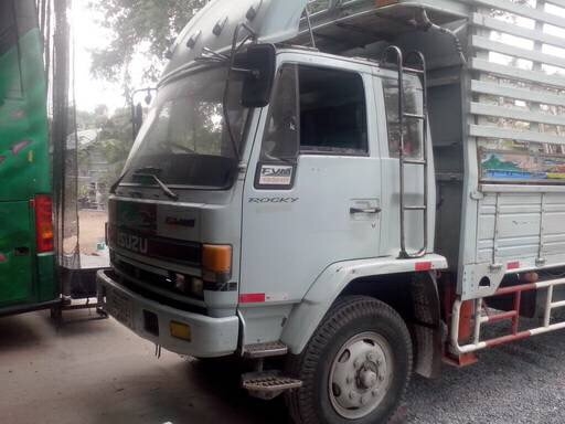 ขายหรือแลก rocky 175 ครับ