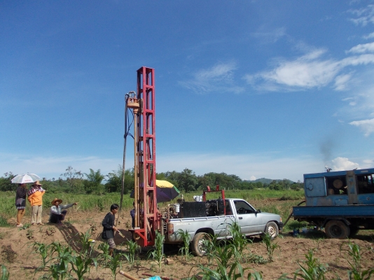 รับต่อรถเจาะน้ำบาดาล ระบบไฮดรอลิก