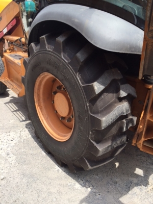 ขายด่วนรถตักหน้าขุดหลัง CASE 2wd 580M