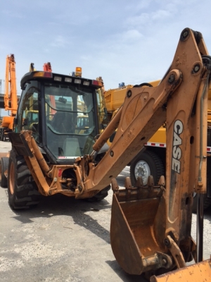 ขายด่วนรถตักหน้าขุดหลัง CASE 2wd 580M