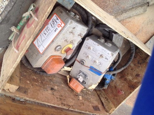 VOGELE SUPER 1900 ปี 2000 1290ชม. รถอยู่ยุโรป หากท่านสามารถรอของได้ติดต่อมาคุยกันได้เลยครับ VOGELE SUPER 1900 ปี 2000 1290ชม. รถอยู่ยุโรป หากท่านสามารถรอของได้ติดต่อมาคุยกันได้เลยครับ