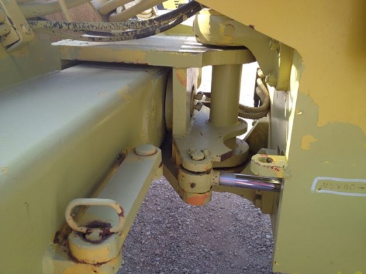 SAKAI SV510D  ปี1993 4463ชม. รถอยู่ยุโรป หากท่านสามารถรอของได้ติดต่อมาคุยกันได้เลยครับ