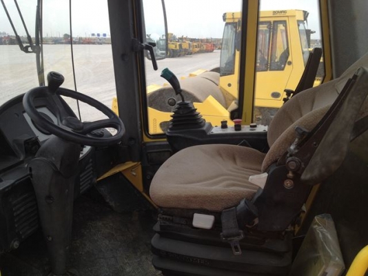 BOMAG BW219D-4  ปี2007 7385ชม. 20ตัน รถอยู่ยุโรป หากท่านสามารถรอของได้ติดต่อมาคุยกันได้เลยครับ