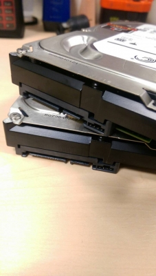 HDD Seagate 2 TB Sata สภาพดี  ลงวินโดว์ ฟอร์เมต ใช้งานได้ปกติดี สนใจโทรมาคุยรายละเอียดกันได้ครับ 089-440-9770 กร