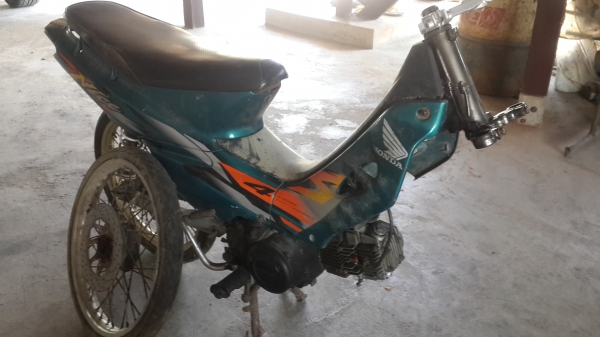 ขายโครงพร้อมเครื่องไนท์ 100