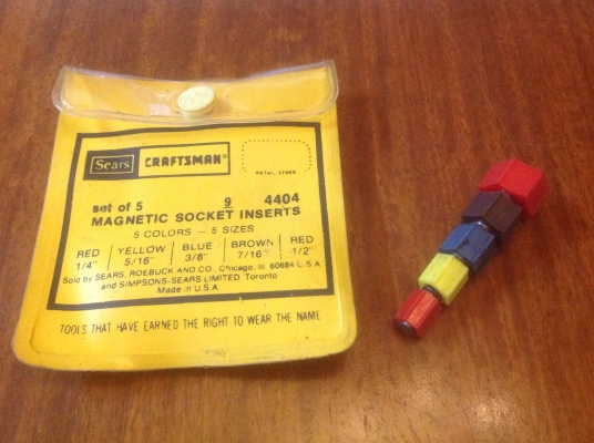 ขายแม่เหล็กใช้สวมเพื่อดูดหัวน็อต Vintage Sears Craftsman no.4404 เซต 5 ชิ้น
