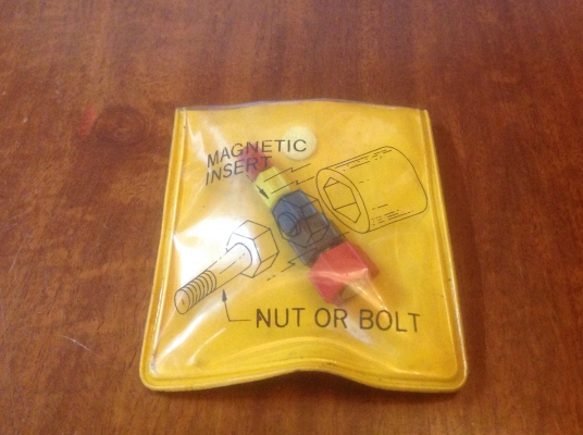 ขายแม่เหล็กใช้สวมเพื่อดูดหัวน็อต Vintage Sears Craftsman no.4404 เซต 5 ชิ้น ขายแม่เหล็กใช้สวมเพื่อดูดหัวน็อต Vintage Sears Craftsman no.4404 เซต 5 ชิ้น