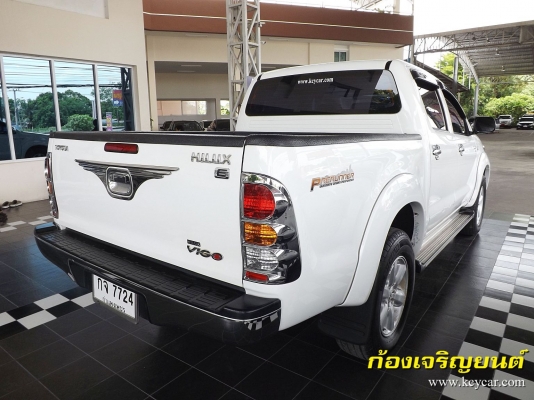 TOYOTA VIGO PRERUNNER 4ประตู 3.0E ปี 2011