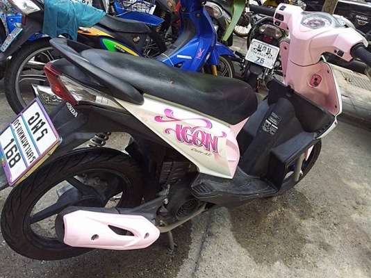 ขายได้ขาย Honda Icon สวยๆ ขายได้ขาย Honda Icon สวยๆ