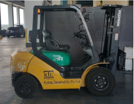 จำหน่าย Forklift ดีเซล KOMATSU FD25NT-16 เสา 4.5 เมตร 3 stage  ติด side-shift งายาว 1.2 เมตร
